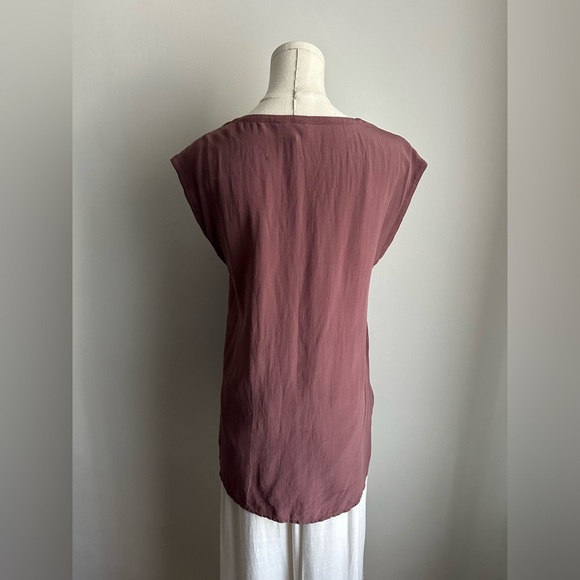 100% Silk Eileen Fisher Button Up V Neck Tank Top Neutral Plum Size XS - Picture 4 of 12